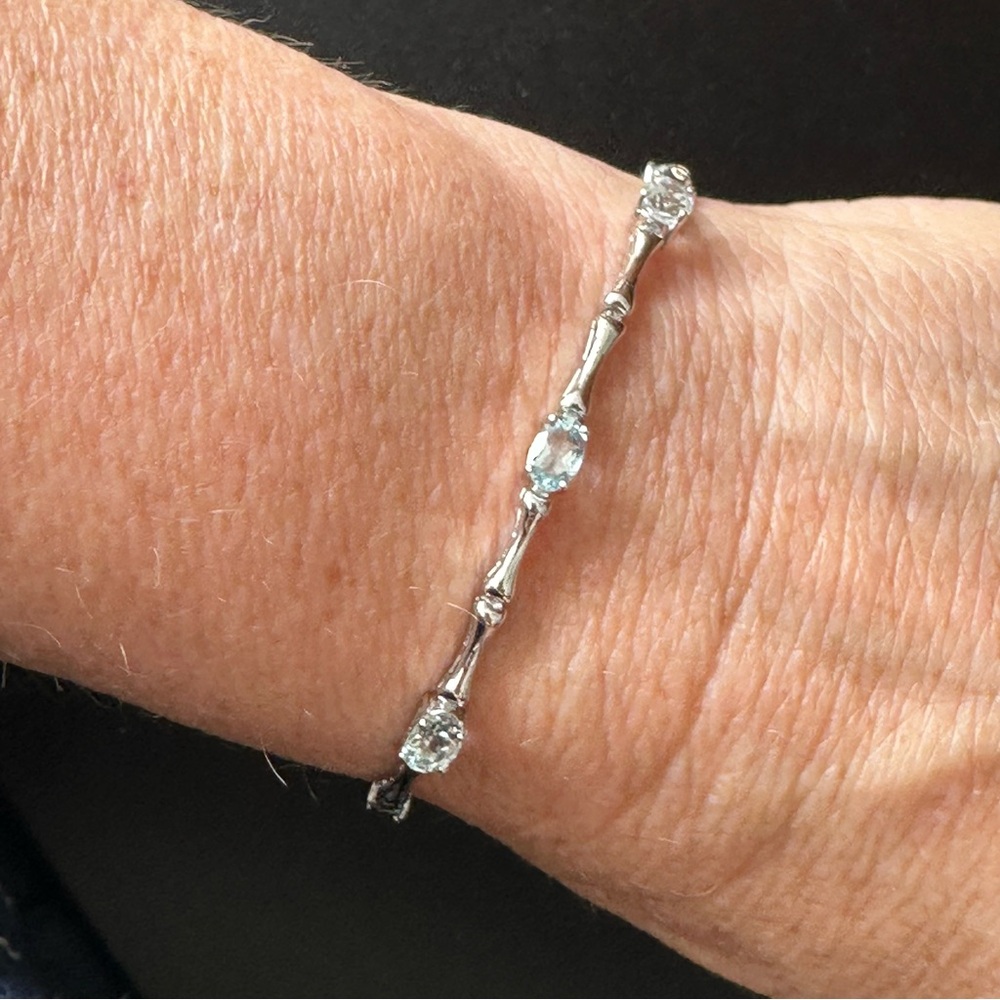 Almost new tennis style  Sterling Silver Aquamarine  Bracelet